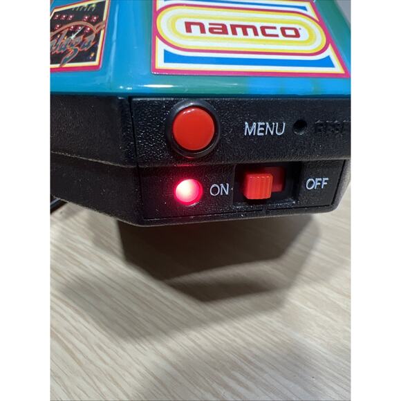 Vintage Namco 1982 Ms Pac-Man 5-in-1 TV Plug in Play Games Joystick Jakks - Picture 10 of 10